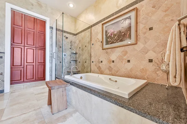 $720,000 | 4821 East NASA Parkway, Unit 18W, Seabrook, TX 77586