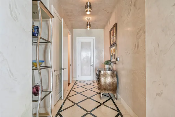 $720,000 | 4821 East NASA Parkway, Unit 18W, Seabrook, TX 77586