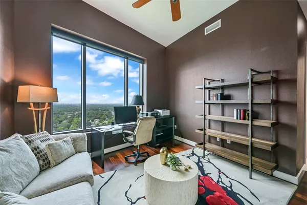 $720,000 | 4821 East NASA Parkway, Unit 18W, Seabrook, TX 77586