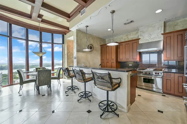 $720,000 | 4821 East NASA Parkway, Unit 18W, Seabrook, TX 77586