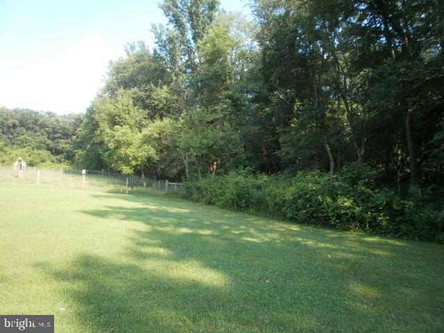 404 Sunnyside Road Newmanstown, PA 17073 - Photo 25 of 30 Gallery Image 25