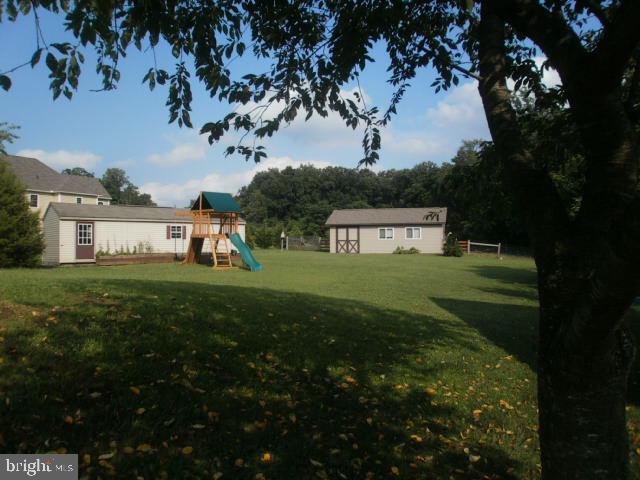 404 Sunnyside Road Newmanstown, PA 17073 - Photo 27 of 30 Gallery Image 27