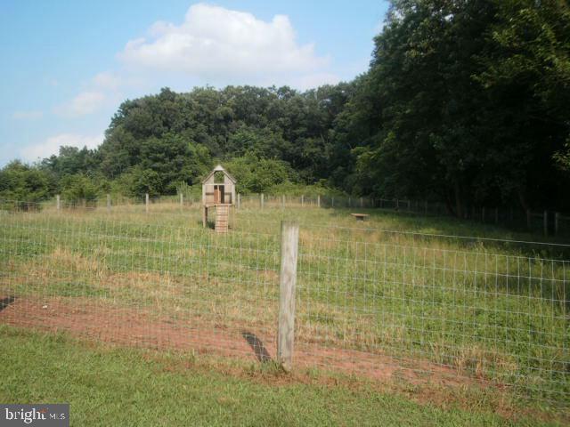 404 Sunnyside Road Newmanstown, PA 17073 - Photo 29 of 30 Gallery Image 29