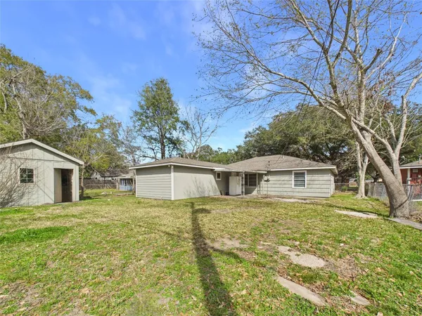 $229,950 | 1212 Alamo Street, Rosenberg, TX 77471