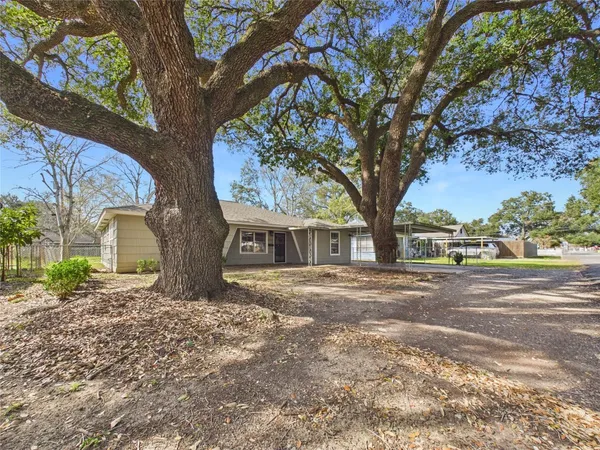 $229,950 | 1212 Alamo Street, Rosenberg, TX 77471