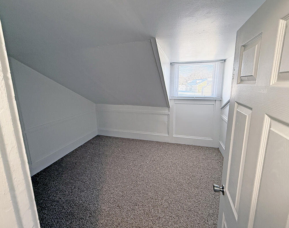 90 Broadturn Road, Unit 1 Scarborough, ME 04074 - Photo 10 of 12 IMG_2541
