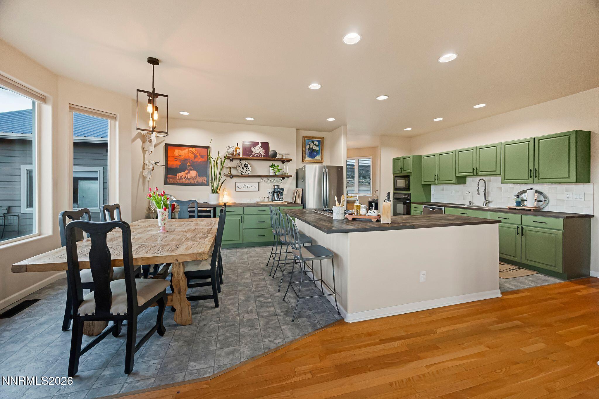 3900 Amy Road Reno, NV 89510 - Photo 4 of 44 12_HillPropertyMedia Team - 3900 Amy Rd,