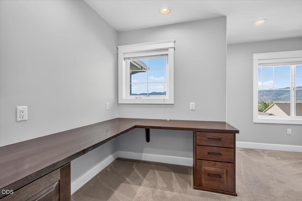 4048 Fieldbrook Avenue Medford, OR 97504 - Photo 52 of 89