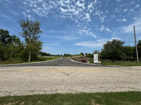 $208,800 | Lt10 Lt10 Leo Lane, Big Bend, WI 53103