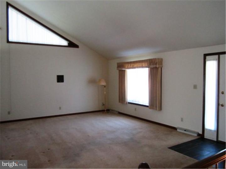 2424 Berkley Road Reading, PA 19605 - Photo 2 of 21 Great Room
