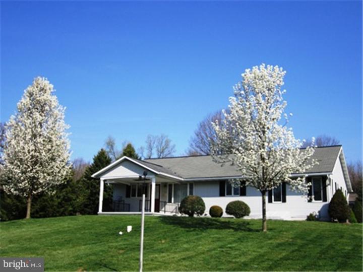 2424 Berkley Road Reading, PA 19605 - Photo 18 of 21 Exterior Back