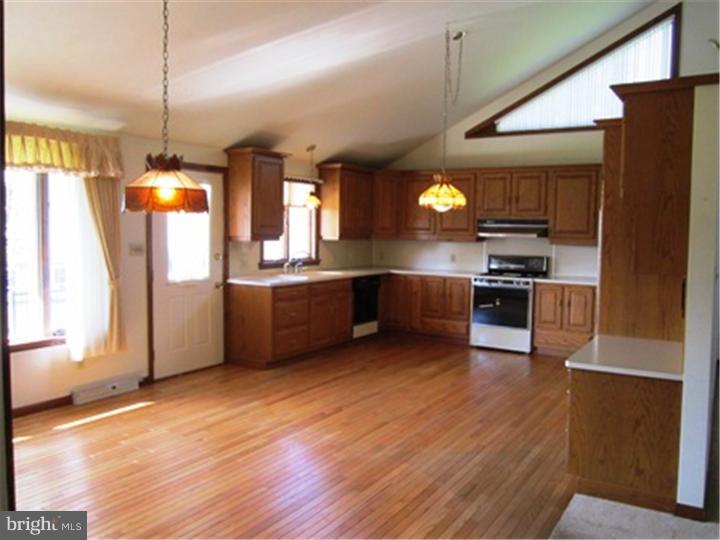 2424 Berkley Road Reading, PA 19605 - Photo 3 of 21 Kitchen