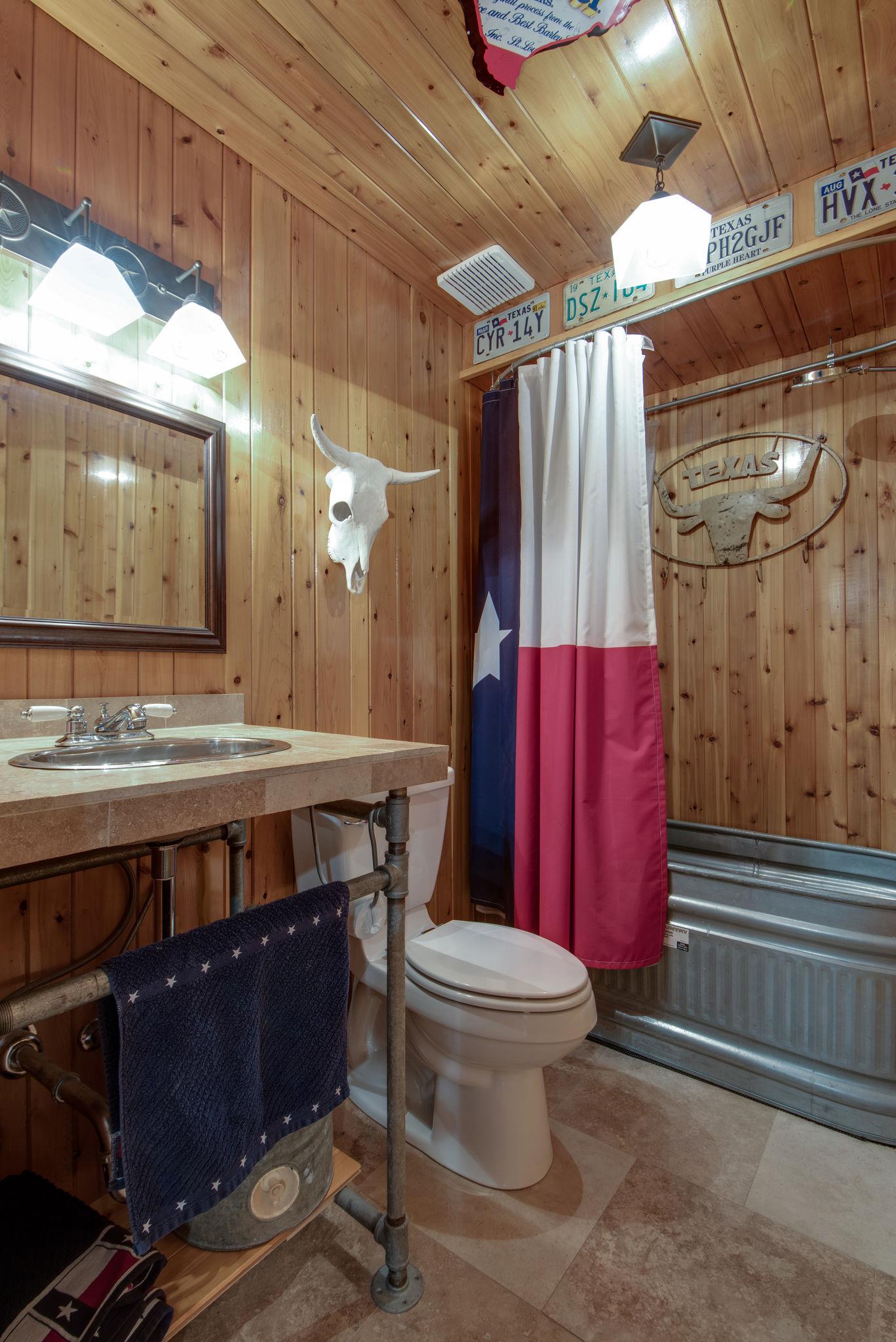 716 Murfreesboro Road Franklin, TN 37064 - Photo 21 of 30 Full Bathroom 2 Attached to the Bonus Room with Custom Tub and Vanity