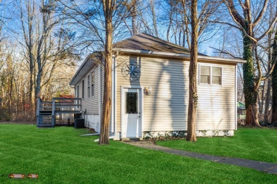 16027 Ruffino Road Union Pier, MI 49129 - Photo 2 of 44 Front View