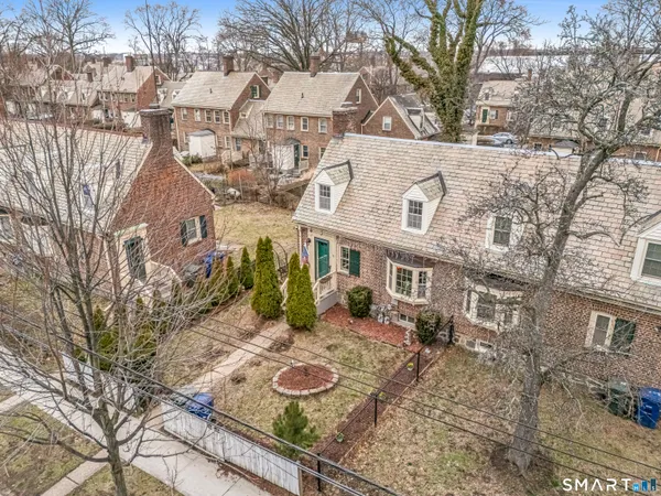 $129,900 | 16 Cole Street, Bridgeport, CT 06604