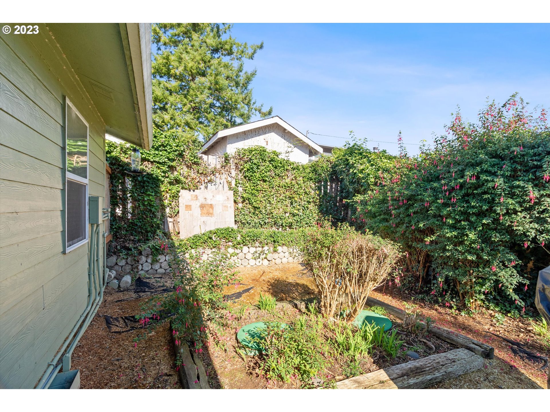 3510 Northeast Johns Loop Neotsu, OR 97364 - Photo 16 of 27