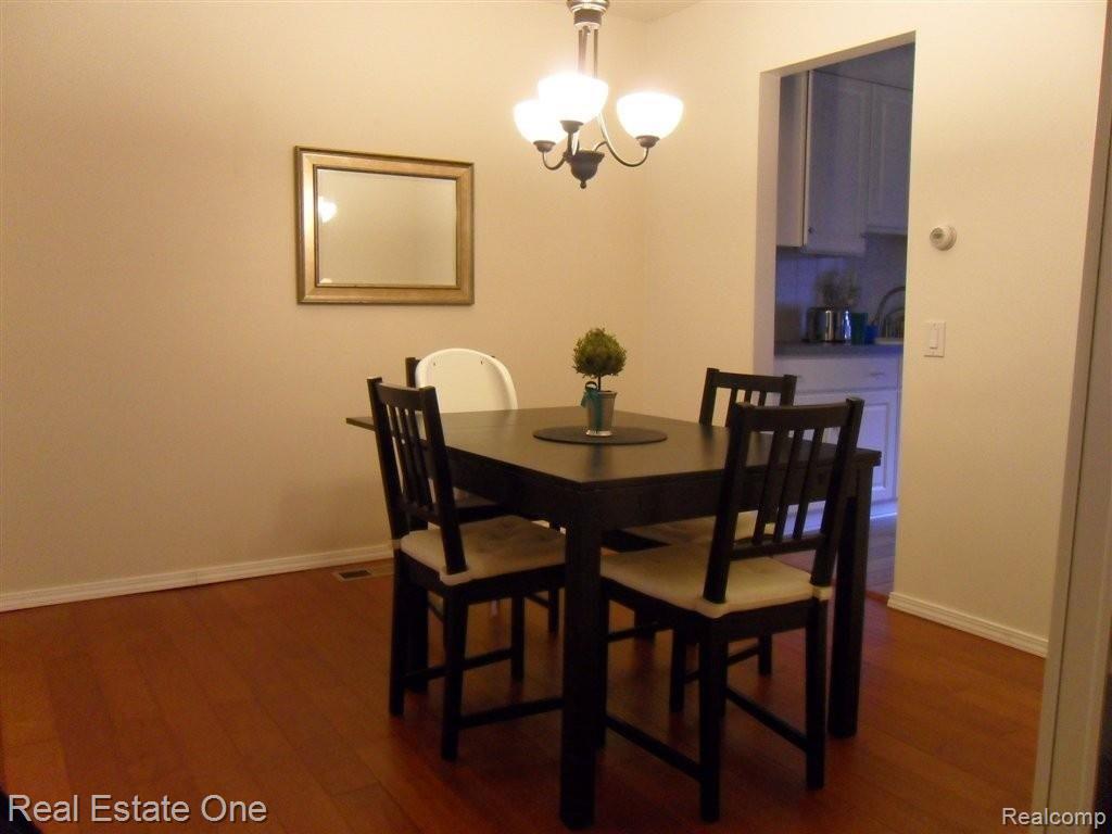 1132 Cove Lane, Unit 361 Rochester, MI 48306 - Photo 13 of 25 Dining Room