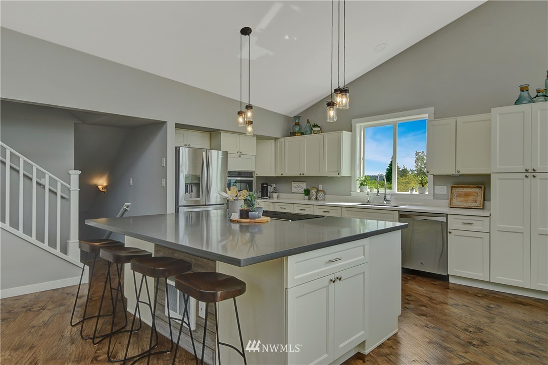 7218 Foster Slough Road Snohomish, WA 98290 - Photo 5 of 25 Gallery Image 5