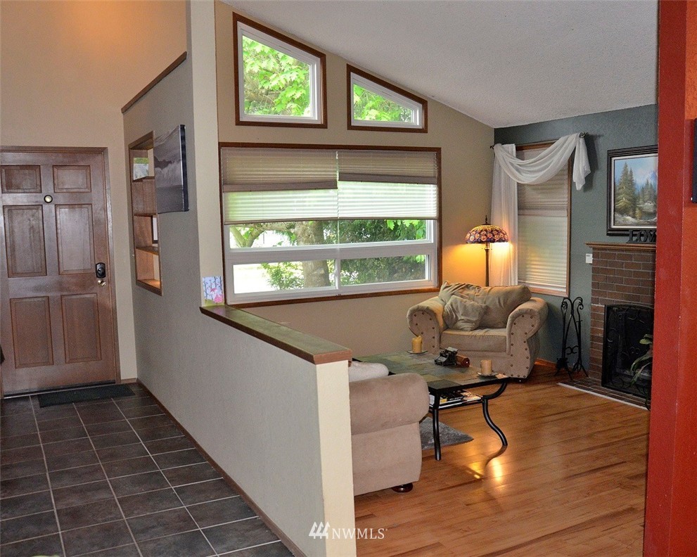 10793 Sterling Road Sedro-Woolley, WA 98284 - Photo 5 of 21 Gallery Image 5