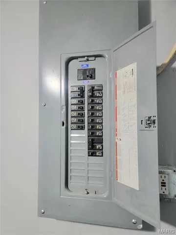 $1,295 | 5636 Sapphire Avenue, St. Louis, MO 63136