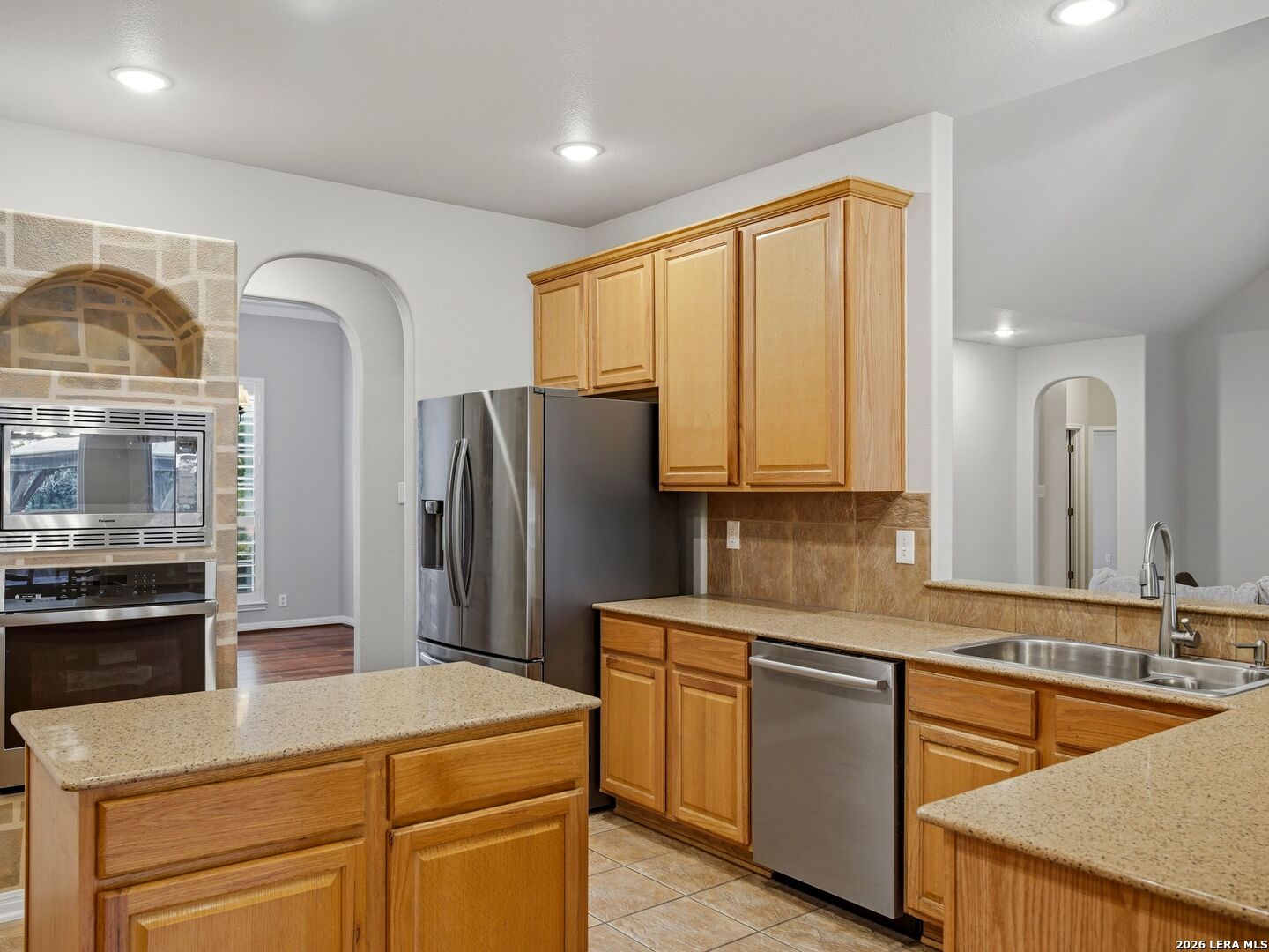 9406 Potters Point Helotes, TX 78023 - Photo 16 of 41