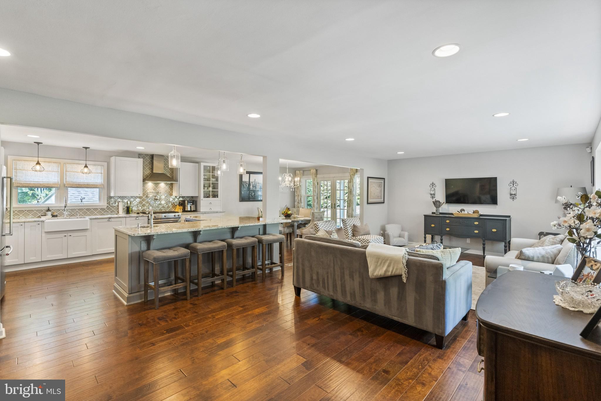 1207 Fleetwood Road Rydal, PA 19046 - Photo 9 of 33