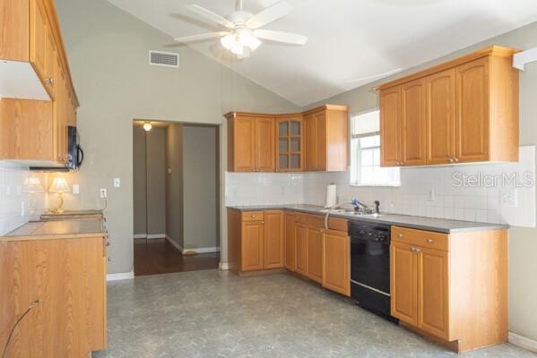 58 Kankakee Trail Palm Coast, FL 32164 - Photo 2 of 32