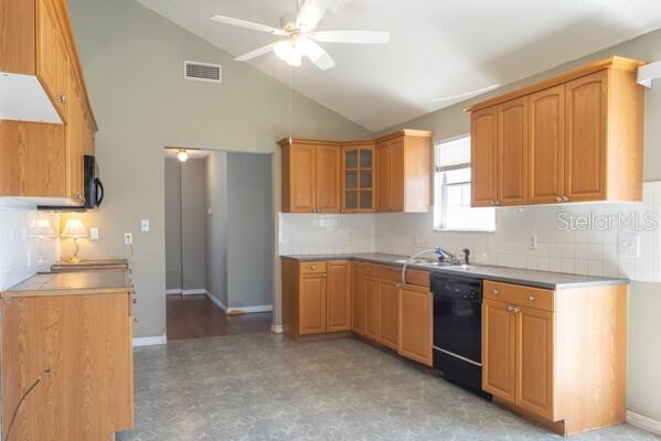 58 Kankakee Trail Palm Coast, FL 32164 - Photo 3 of 32
