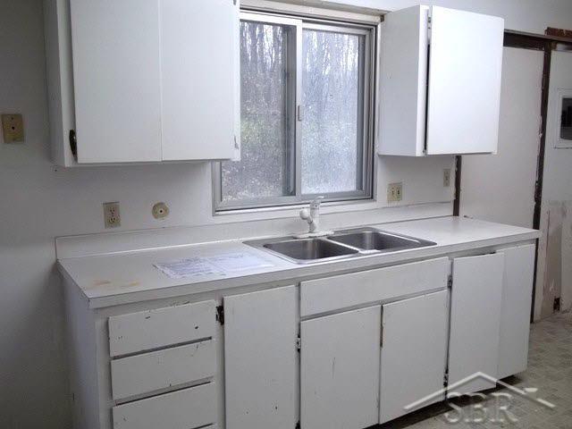 3012 South Towerline Road Bridgeport, MI 48722 - Photo 11 of 18 20388479-10.JPG
