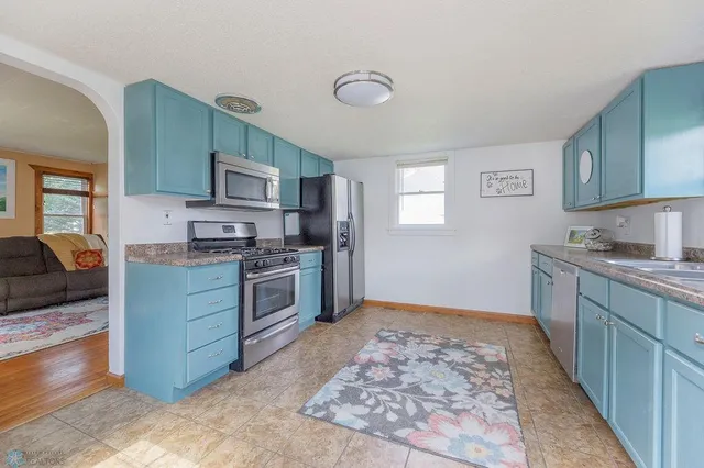 $134,500 | 812 4th Street Southeast, Barnesville, MN 56514