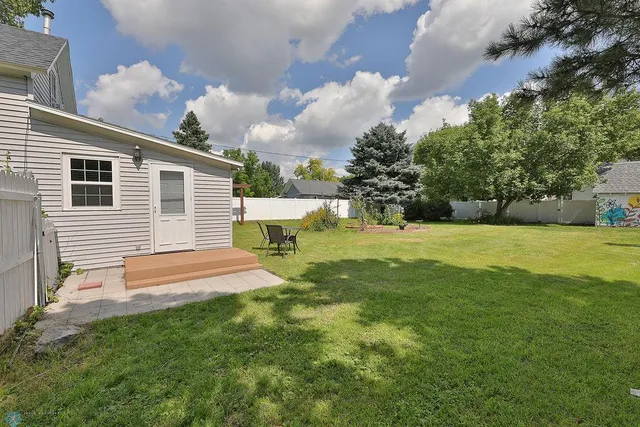 $134,500 | 812 4th Street Southeast, Barnesville, MN 56514