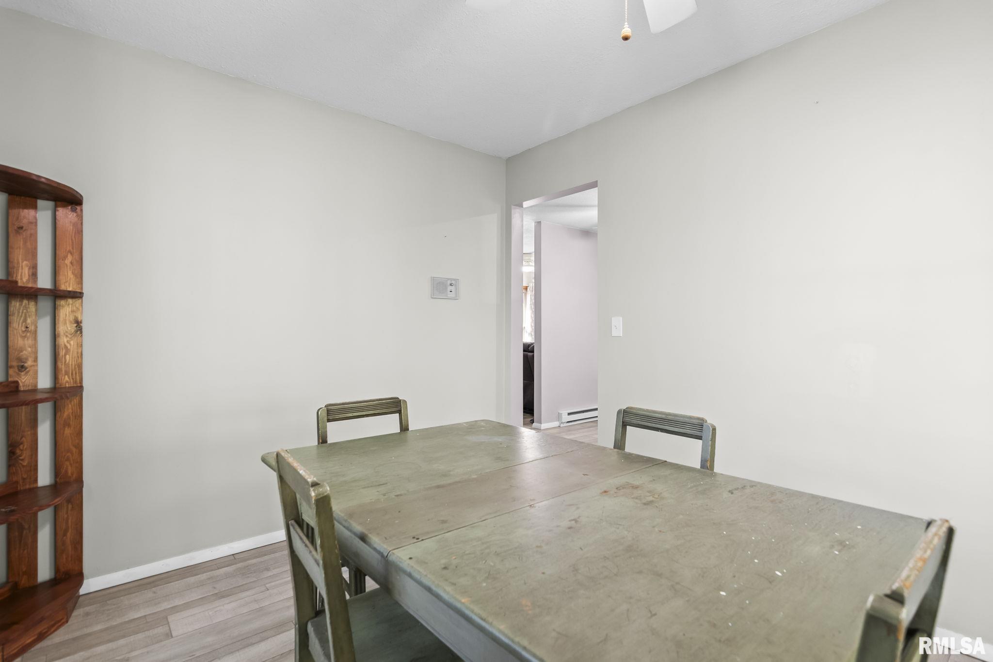 5764 Altmans Road Pleasant Plains, IL 62677 - Photo 14 of 56