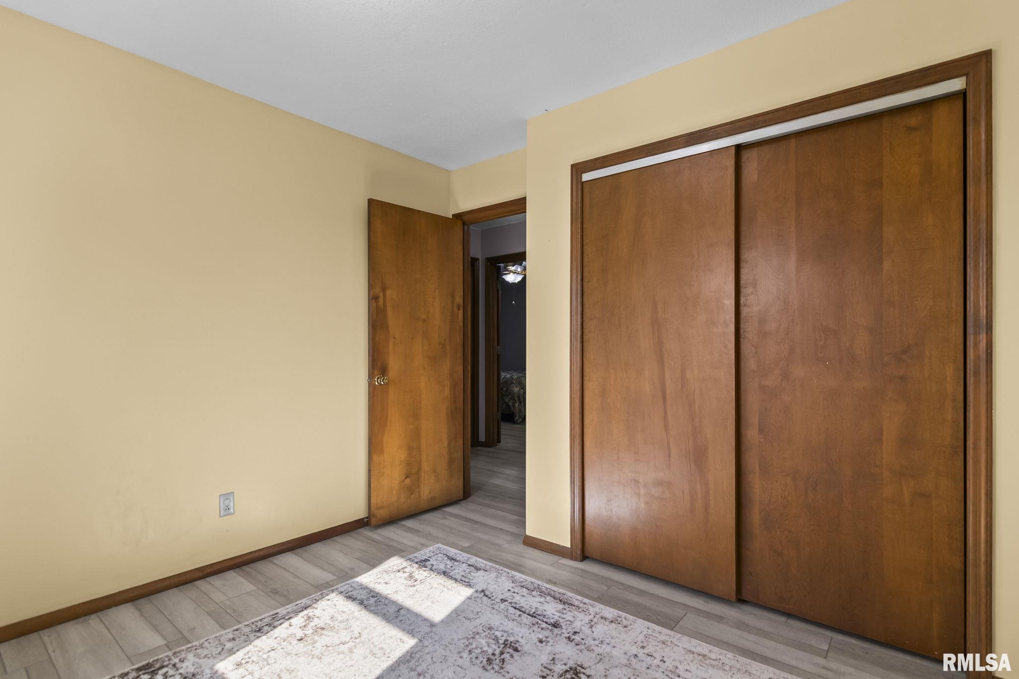 5764 Altmans Road Pleasant Plains, IL 62677 - Photo 28 of 56