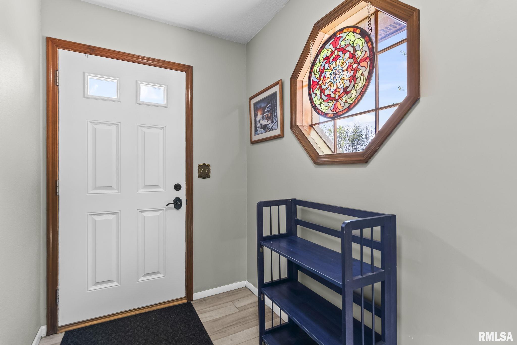 5764 Altmans Road Pleasant Plains, IL 62677 - Photo 4 of 56