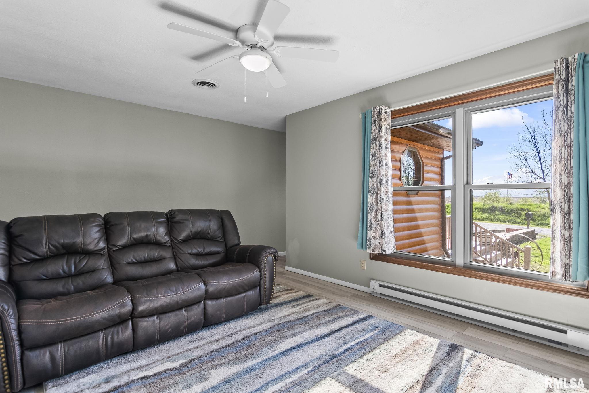 5764 Altmans Road Pleasant Plains, IL 62677 - Photo 6 of 56