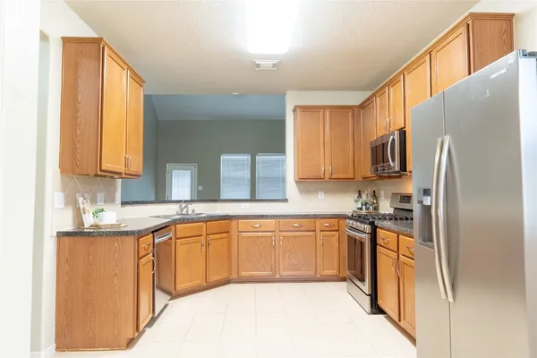 $2,400 | 4611 Arbor Lane, Pasadena, TX 77505