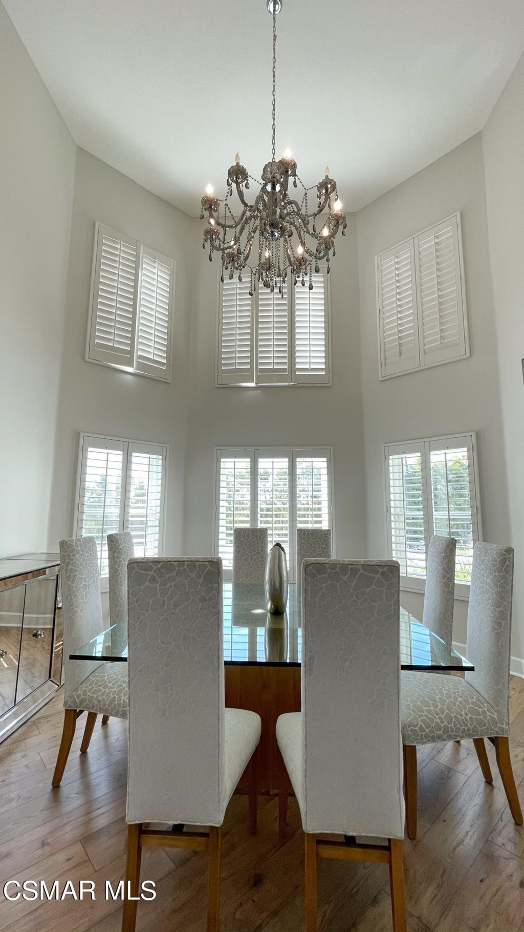 780 Gloucester Lane Thousand Oaks, CA 91362 - Photo 4 of 32 a view of a dining room with furniture and chandelier