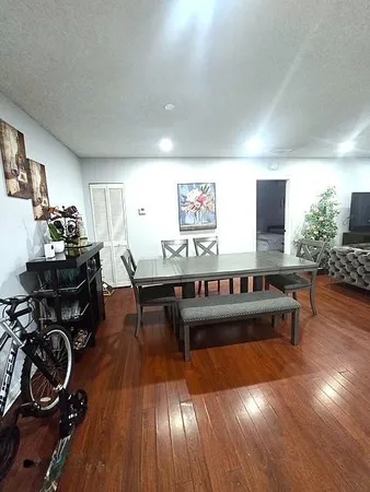 $2,180 | 12185 Royal Palm Boulevard, Coral Springs, FL 33065