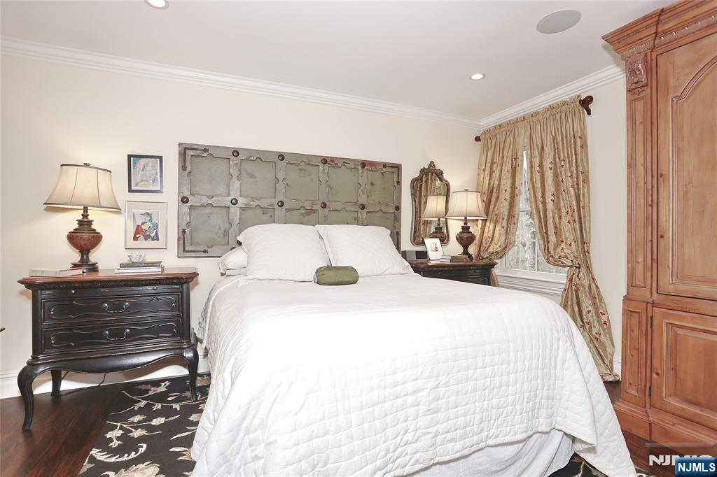 164 Deerhaven Road Mahwah, NJ 07430 - Photo 29 of 42