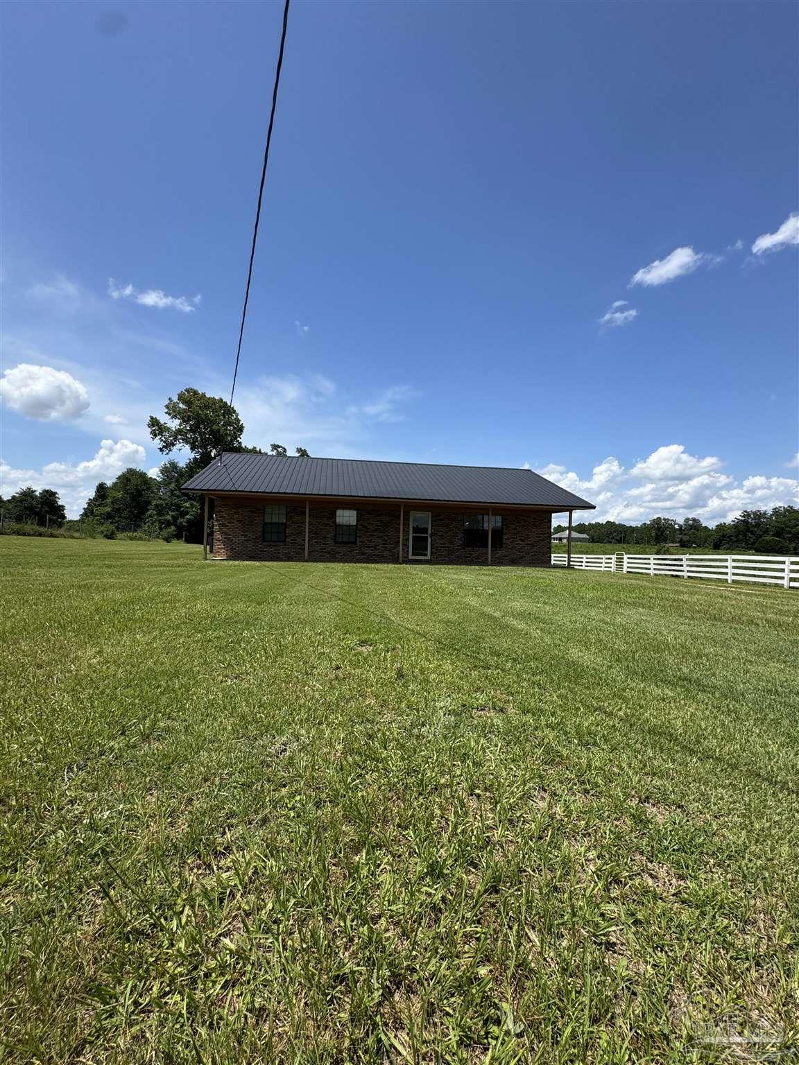 3060 Oakshade Road Century, FL 32535 - Photo 6 of 20