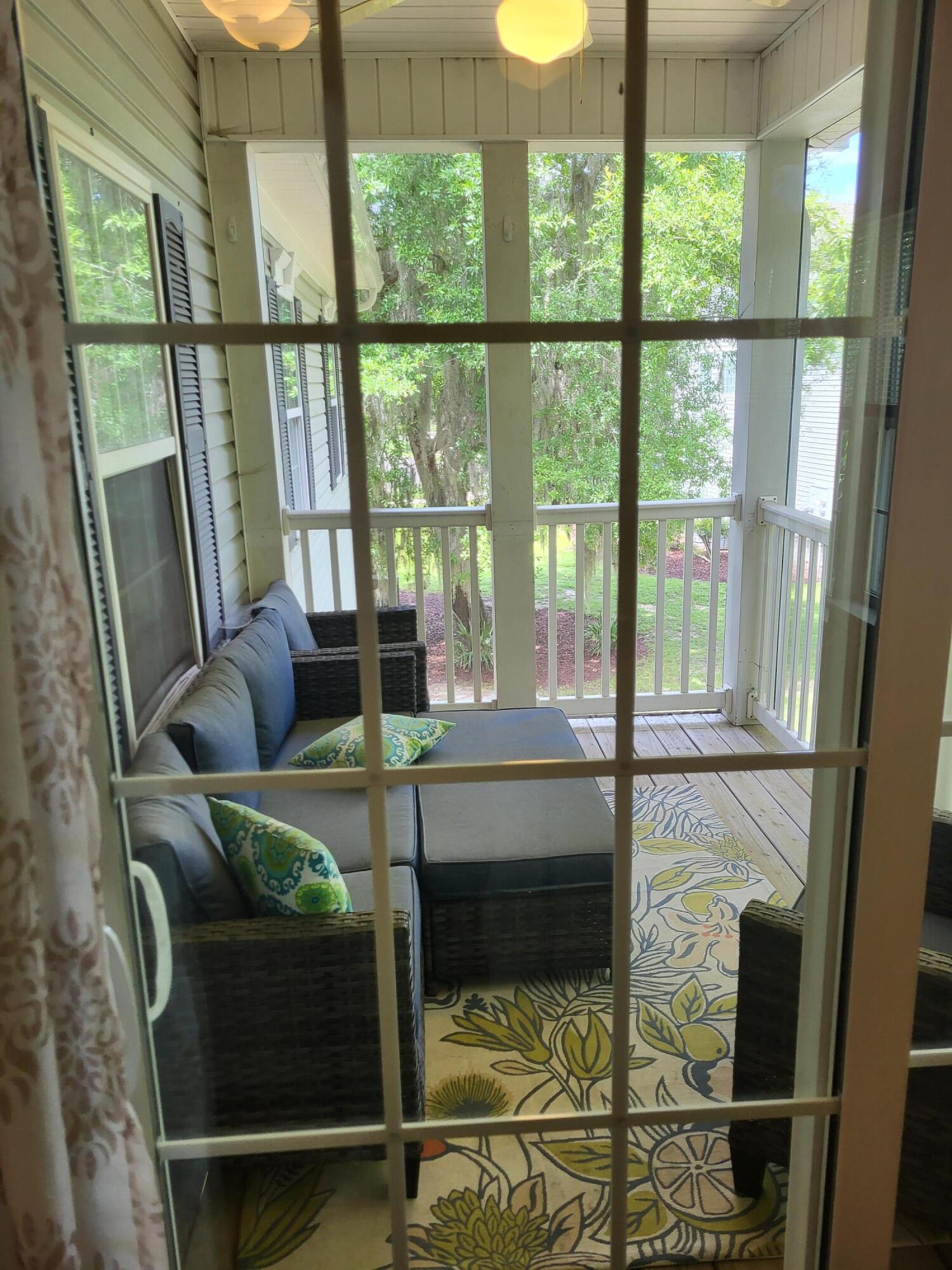 407 South Elgin Court Charleston, SC 29414 - Photo 17 of 41 20240613_143408