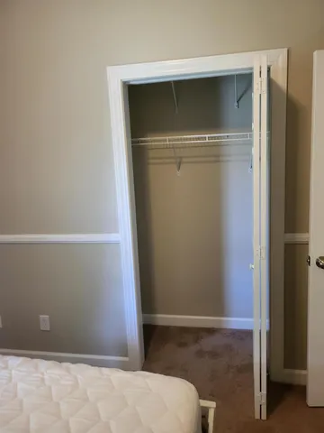 $2,400 | 407 South Elgin Court, Charleston, SC 29414