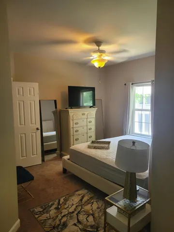 $2,400 | 407 South Elgin Court, Charleston, SC 29414