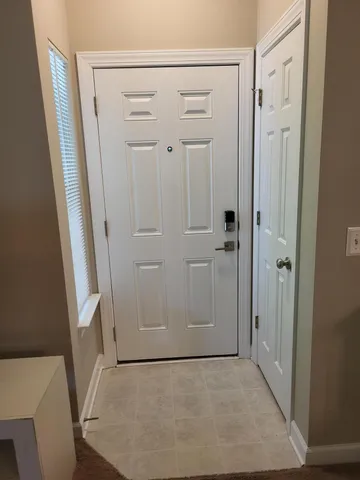 $2,400 | 407 South Elgin Court, Charleston, SC 29414