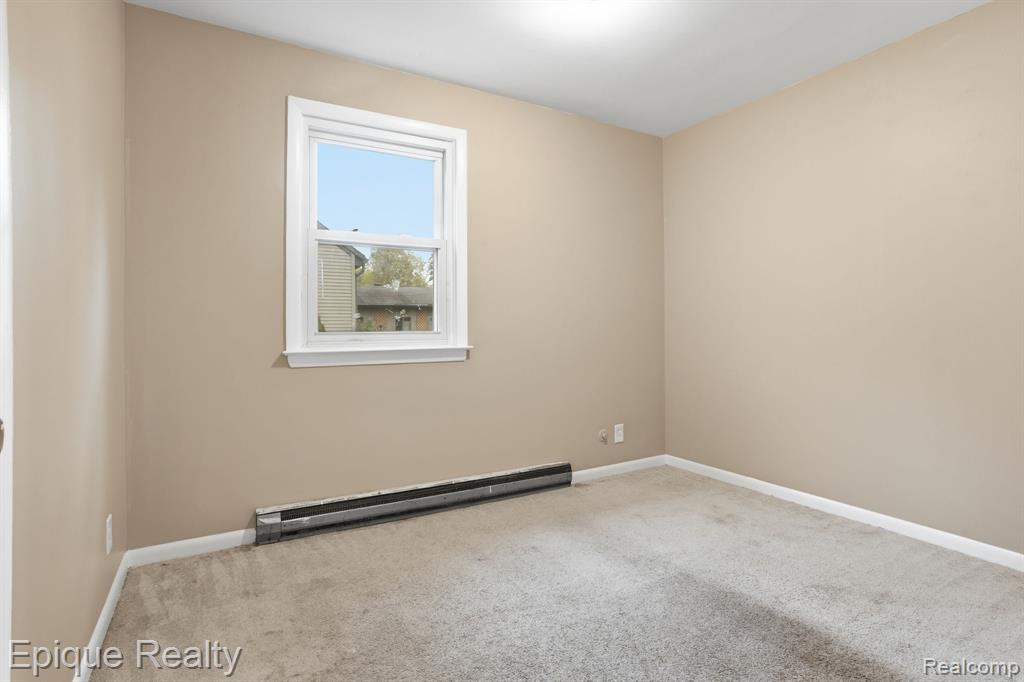 3560 Milton Road Fort Gratiot, MI 48059 - Photo 17 of 23 Gallery Image 17