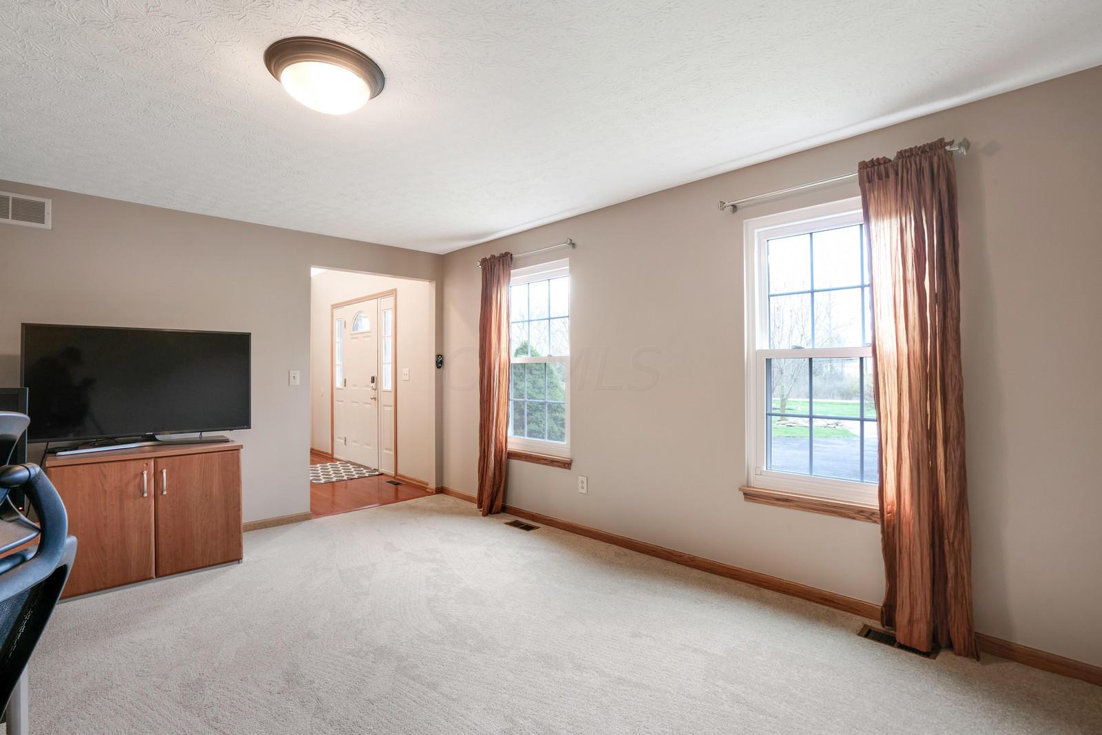 4537 Seldom Seen Road Powell, OH 43065 - Photo 6 of 42 Gallery Image 6