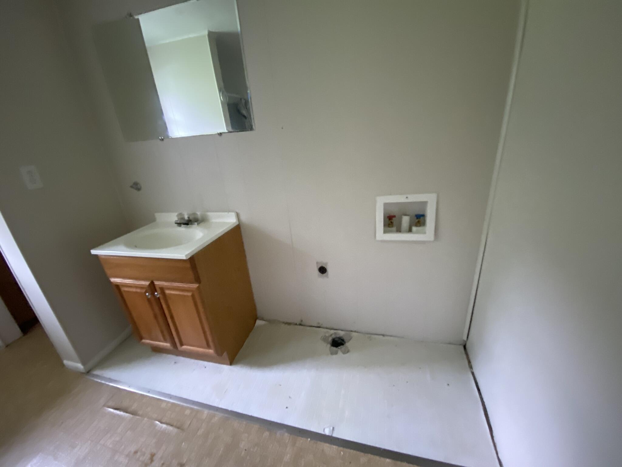 208 Happy Valley Road Johnson City, TN 37601 - Photo 6 of 15 700D6759-BD65-4F4E-A702-B8BA90574825