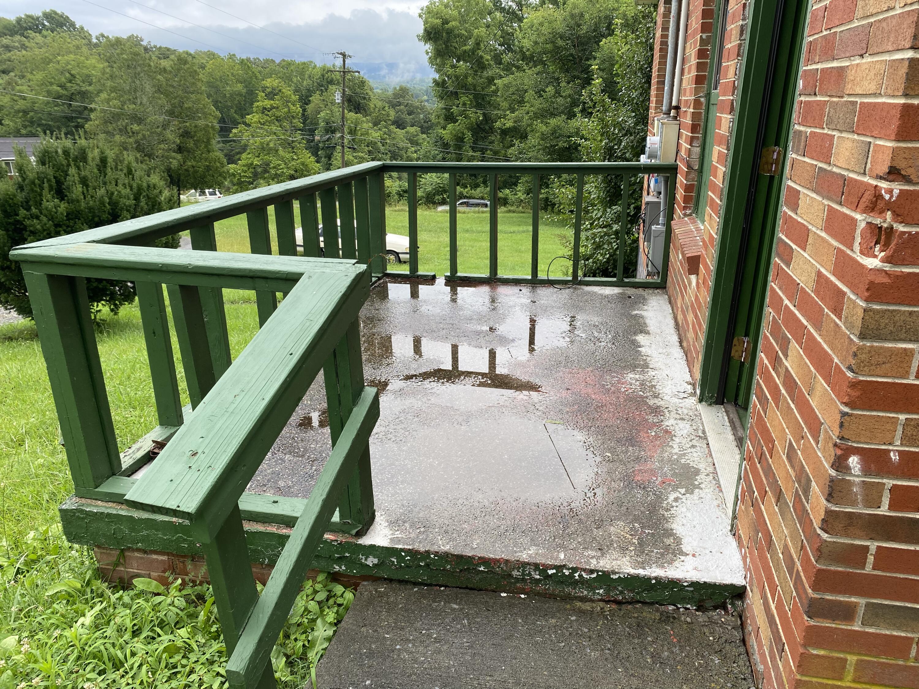 208 Happy Valley Road Johnson City, TN 37601 - Photo 10 of 15 166681C1-320A-4008-8D20-BD55B294FB2B