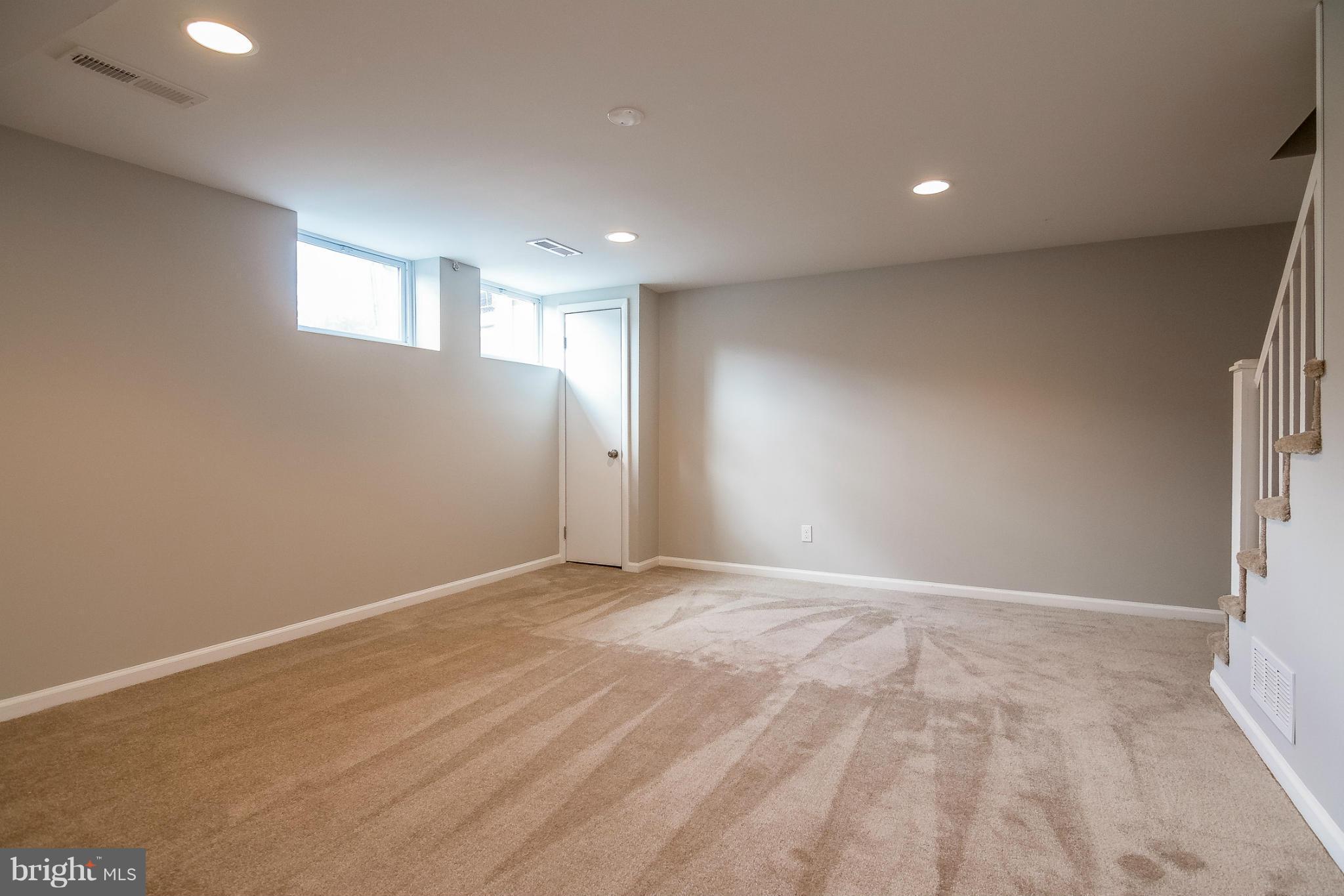 1211 Harwall Road Baltimore, MD 21207 - Photo 22 of 25 Family Room
