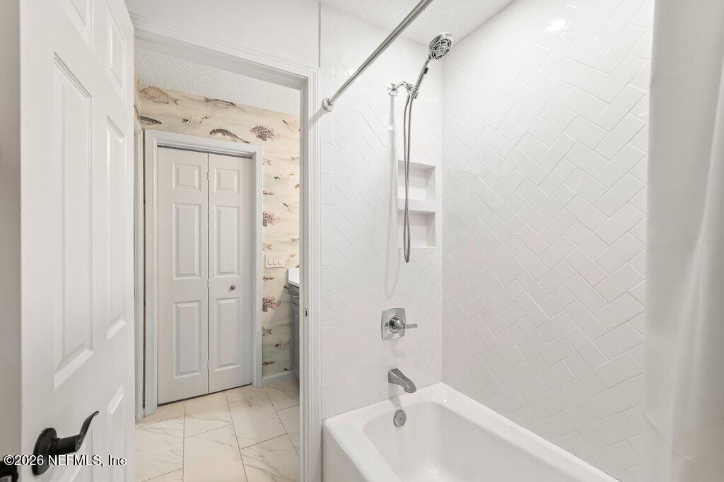 205 Royal Tern Road North Ponte Vedra Beach, FL 32082 - Photo 42 of 85 3rd & 4th Bedrooms Shared Bath